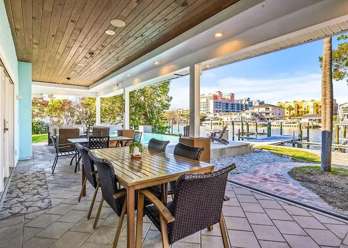 Sunset Splash Holiday home