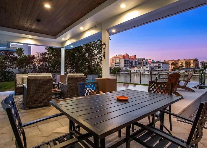 Sunset Splash Holiday home