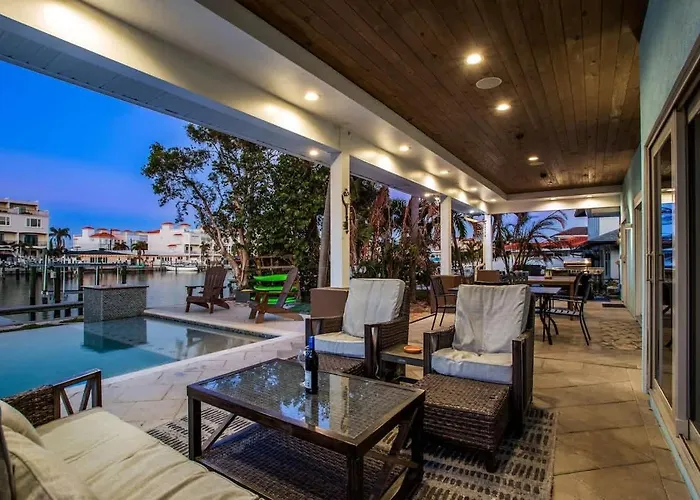 Sunset Splash Holiday home *